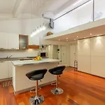 Open Space With Air Conditioning And Patio Privato 아파트 알게로