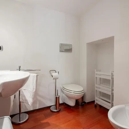 Open Space With Air Conditioning And Patio Privato Apartment